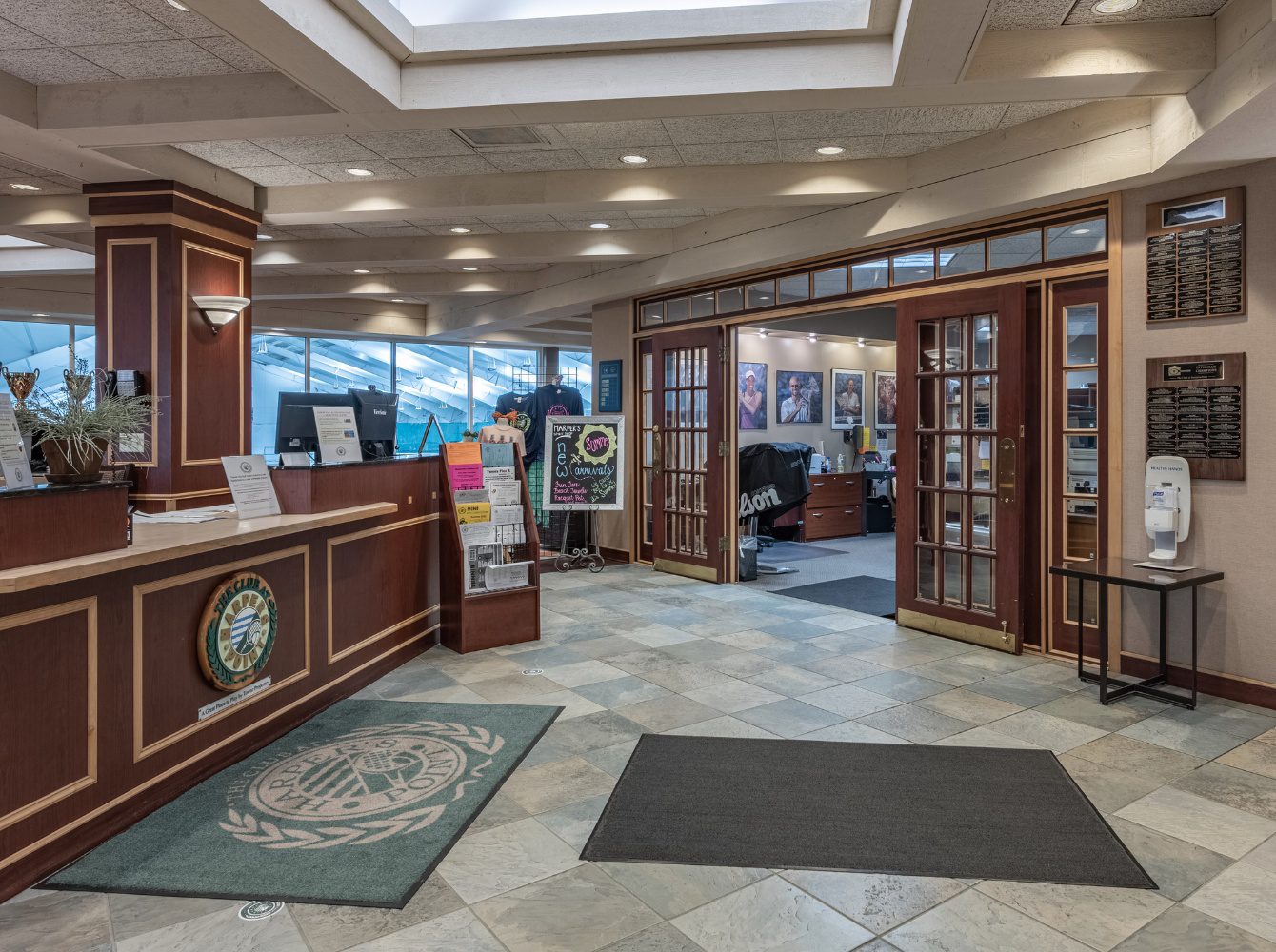 the front desk area at the club at harpers point gym in cincinnati